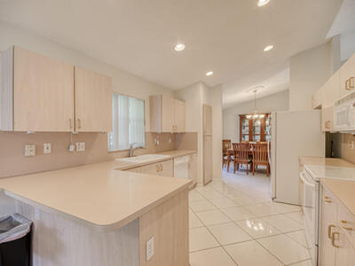 5055 Robino Circle, West Palm Beach, FL 33417