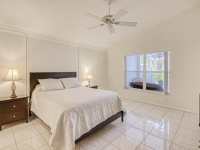 5055 Robino Circle, West Palm Beach, FL 33417