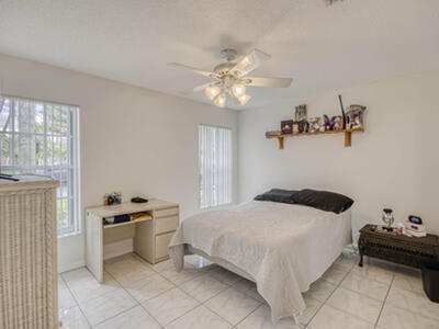 5055 Robino Circle, West Palm Beach, FL 33417