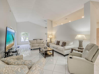 5055 Robino Circle, West Palm Beach, FL 33417