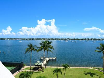 5200 N Flagler Drive