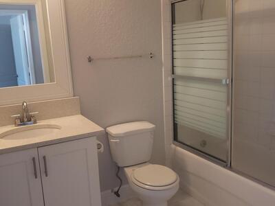 909 Belmont Place, Boynton Beach, FL 33436