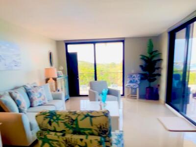 1202 S Lake Drive, Lantana, FL 33462