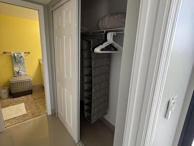 1202 S Lake Drive, Lantana, FL 33462