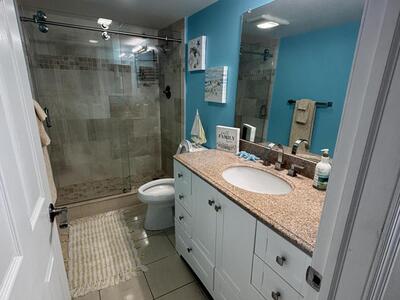 1202 S Lake Drive, Lantana, FL 33462