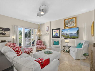 3940 N Flagler Drive, West Palm Beach, FL 33407