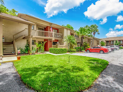 13075 Albright Court, Wellington, FL 33414