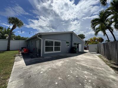 110 N Las Olas Drive, Jensen Beach, FL 34957