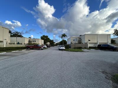 11983 Shakerwood Lane, Wellington, FL 33414