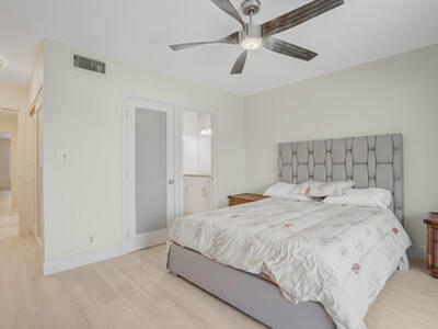 584 SE 20th Avenue, Deerfield Beach, FL 33441