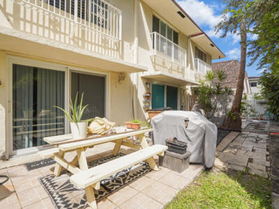 584 SE 20th Avenue, Deerfield Beach, FL 33441