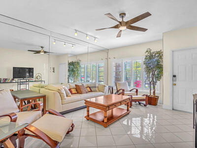 584 SE 20th Avenue, Deerfield Beach, FL 33441