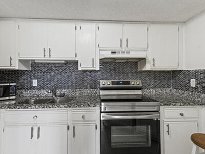 1507 SE Royal Green Circle, Port Saint Lucie, FL 34952