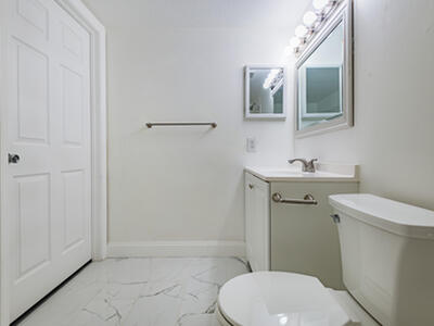 602 Villa Circle, Boynton Beach, FL 33435