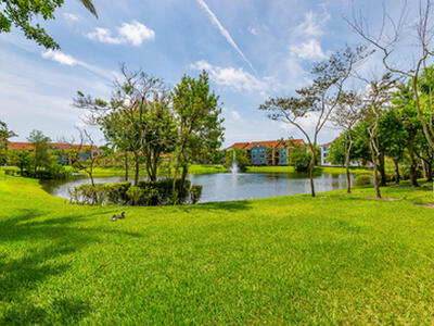 602 Villa Circle, Boynton Beach, FL 33435