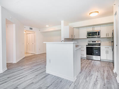 602 Villa Circle, Boynton Beach, FL 33435