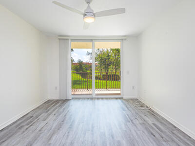 602 Villa Circle, Boynton Beach, FL 33435