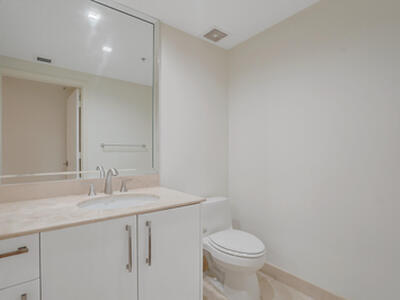 2051 SE 3rd Street, Deerfield Beach, FL 33441