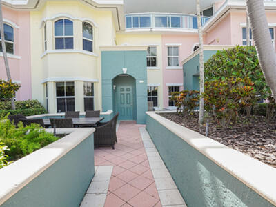 2051 SE 3rd Street, Deerfield Beach, FL 33441