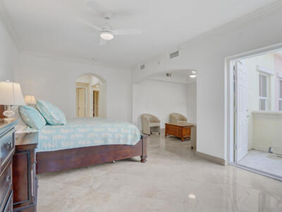 2051 SE 3rd Street, Deerfield Beach, FL 33441