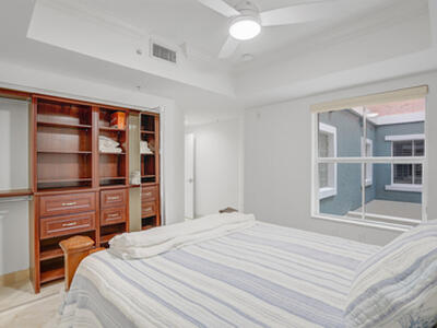 2051 SE 3rd Street, Deerfield Beach, FL 33441