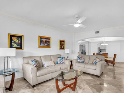 2051 SE 3rd Street, Deerfield Beach, FL 33441