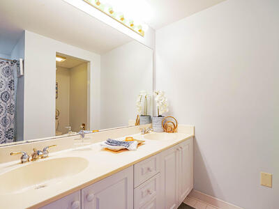 5010 Harmony Circle, Vero Beach, FL 32967