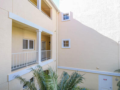 5010 Harmony Circle, Vero Beach, FL 32967