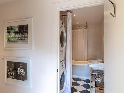 11669 Wimbledon Circle, Wellington, FL 33414