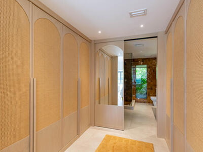 11669 Wimbledon Circle, Wellington, FL 33414