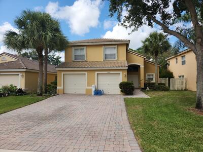 5242 Victoria Circle