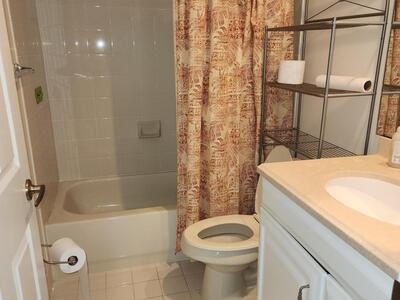 5242 Victoria Circle, West Palm Beach, FL 33409