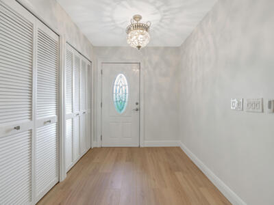 13692 Crosspointe Drive, Palm Beach Gardens, FL 33418