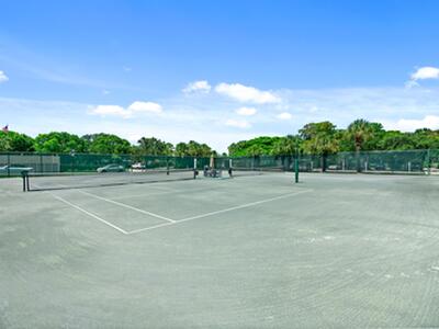 13692 Crosspointe Drive, Palm Beach Gardens, FL 33418