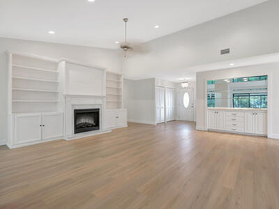 13692 Crosspointe Drive, Palm Beach Gardens, FL 33418