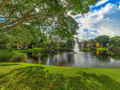 848 SW 9th Street Circle