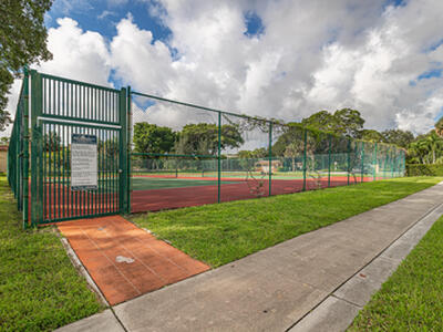 848 SW 9th Street Circle, Boca Raton, FL 33486