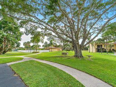 848 SW 9th Street Circle, Boca Raton, FL 33486