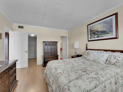 29 Yacht Club Drive, North Palm Beach, FL 33408