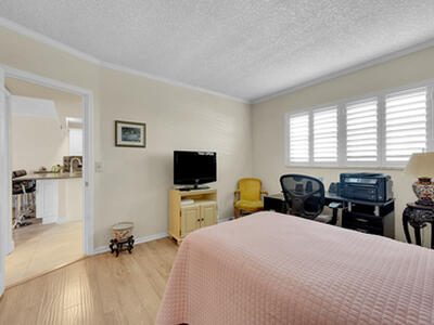 29 Yacht Club Drive, North Palm Beach, FL 33408