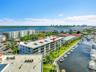 29 Yacht Club Drive, North Palm Beach, FL 33408