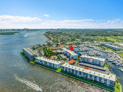 29 Yacht Club Drive, North Palm Beach, FL 33408