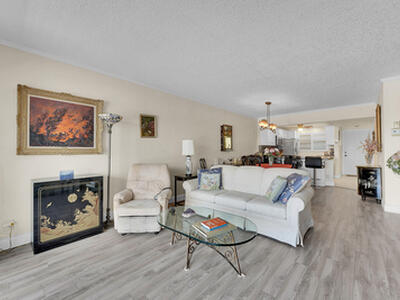 29 Yacht Club Drive, North Palm Beach, FL 33408