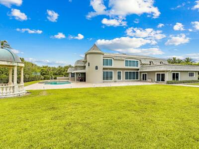 477 S Beach Road, Jupiter Island, FL 33455