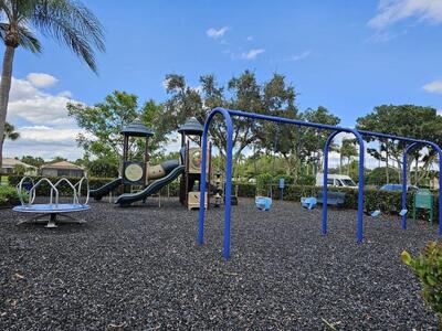 2345 Spanish, West Palm Beach, FL 33411