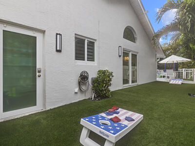 7463 Texas Trail, Boca Raton, FL 33487