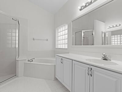 7568 Eagle Point Drive, Delray Beach, FL 33446