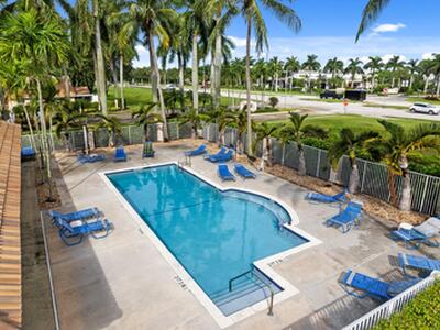 7568 Eagle Point Drive, Delray Beach, FL 33446