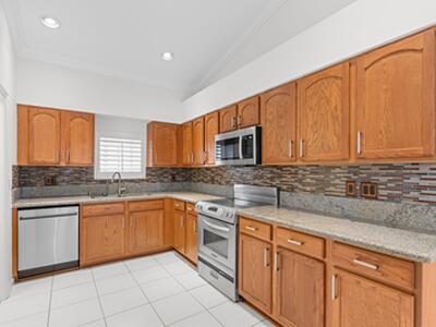 7568 Eagle Point Drive, Delray Beach, FL 33446