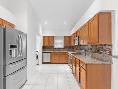 7568 Eagle Point Drive, Delray Beach, FL 33446